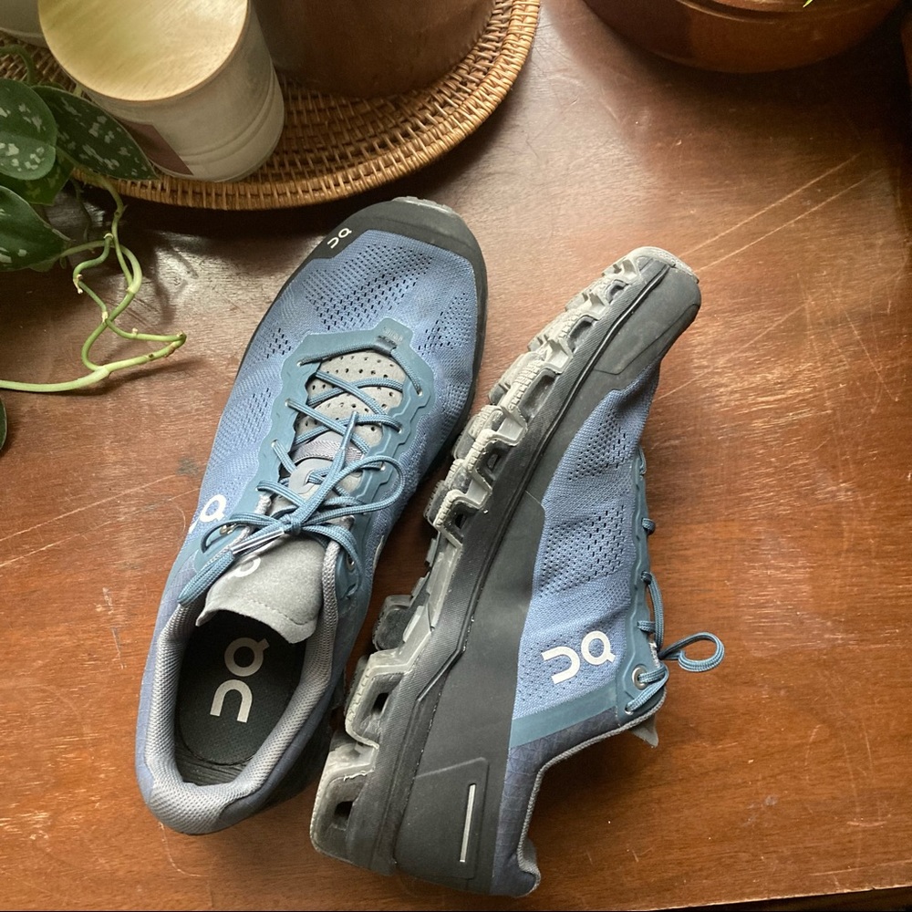 ON Cloudventure trail running shoes